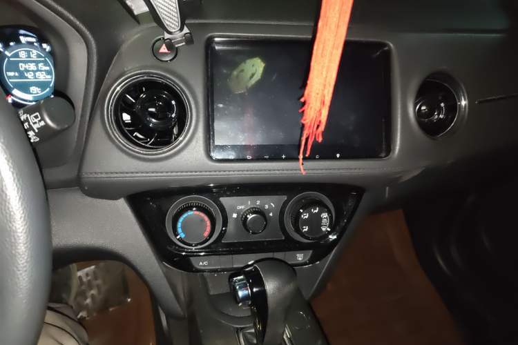 Used Honda XR-V 2015 1.8L EXi CVT Comfort Version Audio And AC Panel