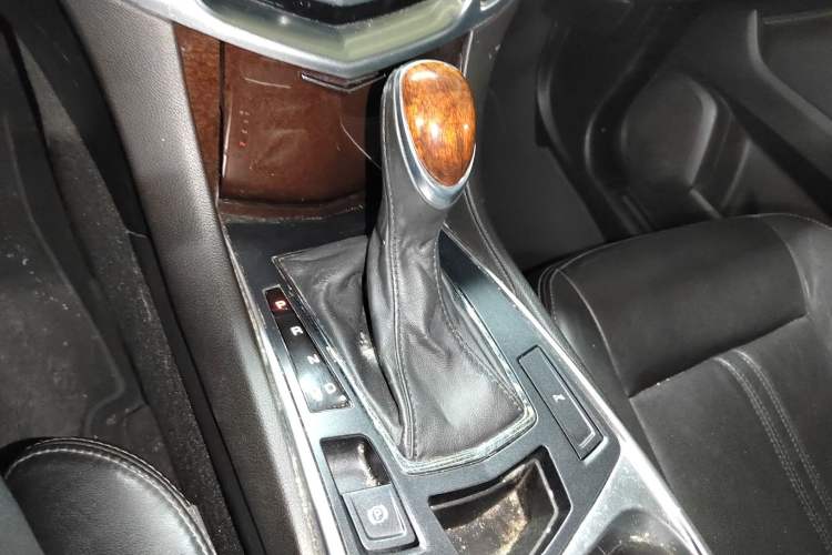 Used Cadillac SRX 2014 3.0L Leading Model
