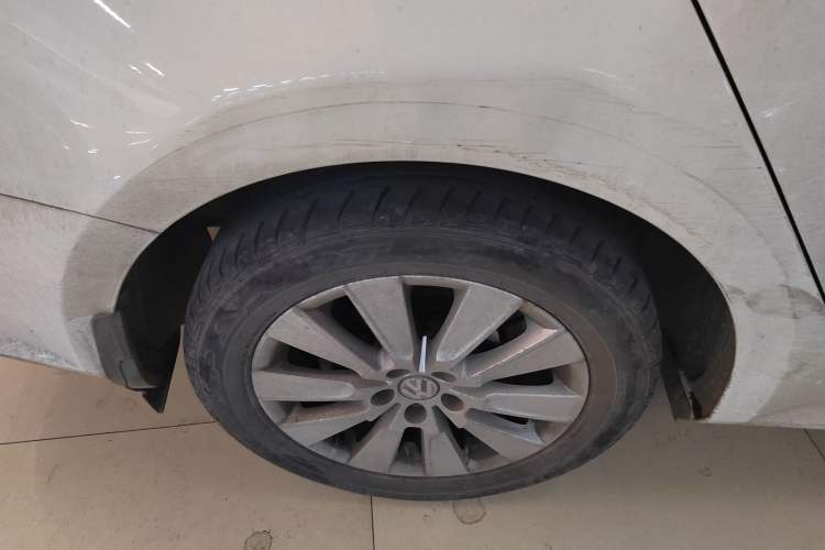 Used Volkswagen Lavida 2013 Restyled Classic 1.6L Automatic Comfort Edition