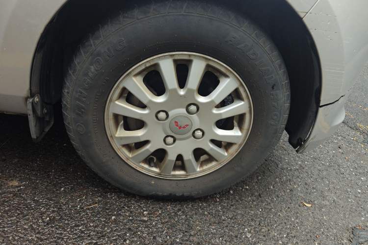 Used Wuling Rongguang V 2019 1.5L Standard Version China VI LAR