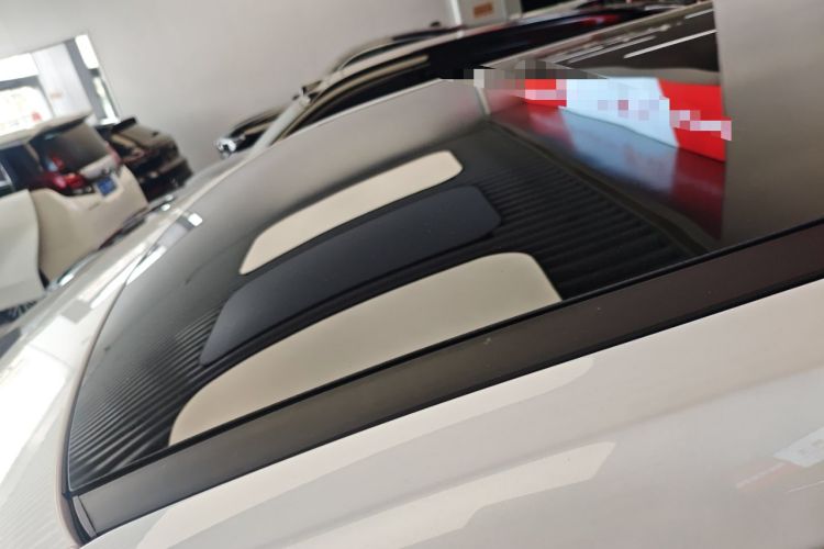 Used XPeng X9 2025 740 Ultra-Long Range Max
