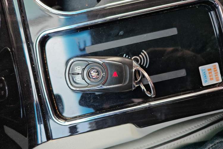 Used Buick GL8 2021 Land Cruiser Executive Class 652T Comfort Model