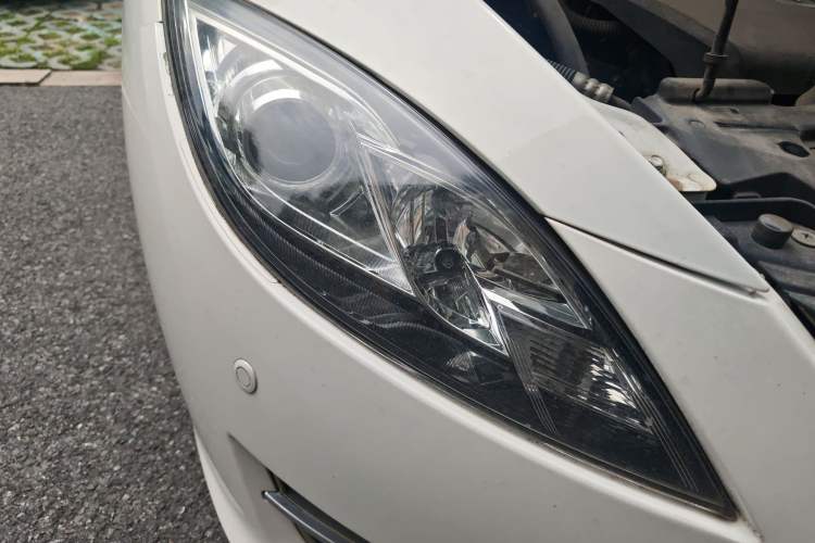 Used Mazda 6 2012 2.0L Automatic Elite Edition Right Front Headlight