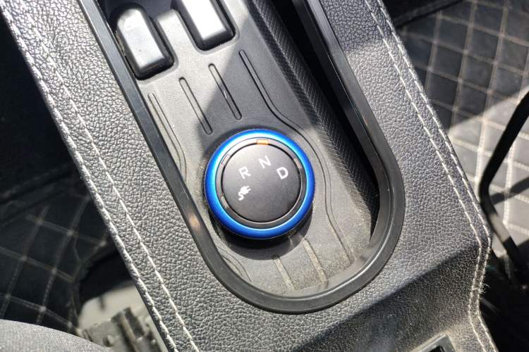 Used Wuling Hongguang MINIEV 2020 Enjoyment Model Lithium Iron Phosphate Gear Lever