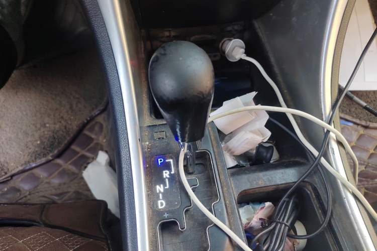 Used Hyundai Sonata 2014 2.0L Automatic Luxury Edition