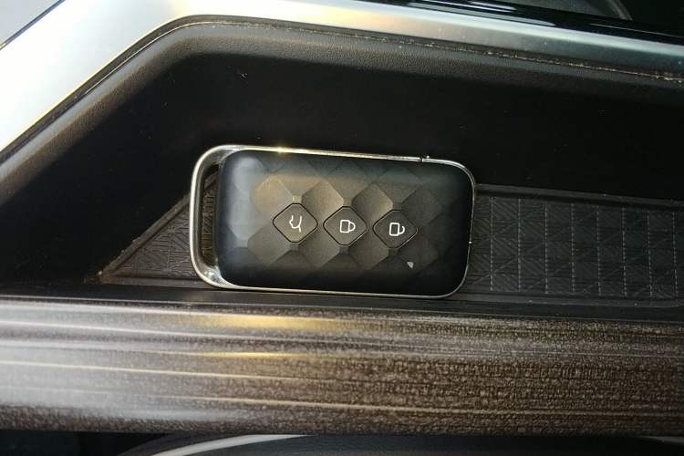 Used Wuling Jiachen 2022 1.5T CVT Deluxe Flagship Edition Vehicle Key