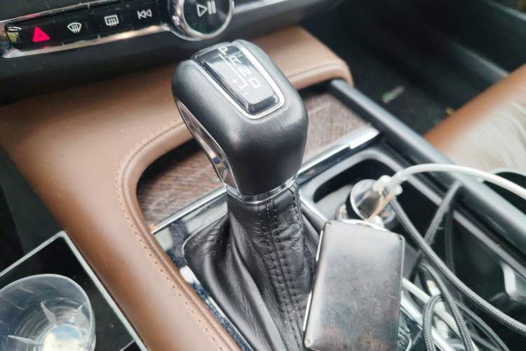 Used Volvo V90 2019 Cross Country T5 AWD Luxury Edition China V Standard
