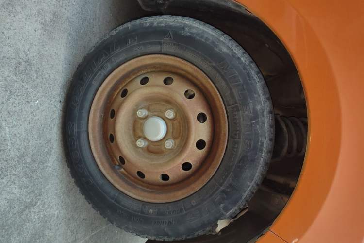 Used Wuling Rongguang V 2016 1.5L Practical Version Non-Power-Assisted
