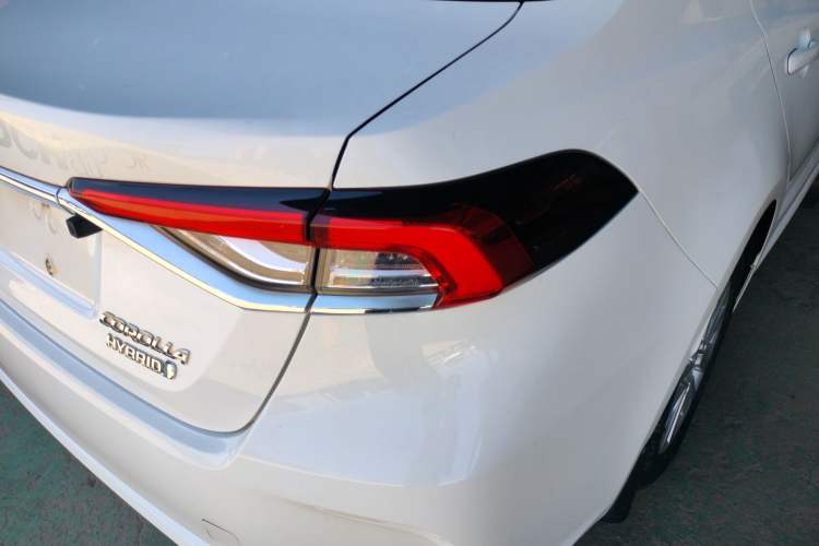 Used Toyota Corolla 2019 Dual-Engine 1.8L E-CVT GL-i Pioneer Edition Right Rear Taillight