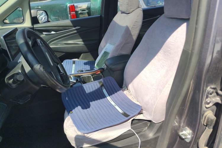 Used SAIC MAXUS G50 2020 1.5T Automatic Luxury Edition Left Front Seat