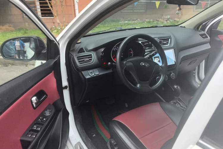 Used Kia K2 2015 Hatchback 1.4L AT GLS Cool Edition