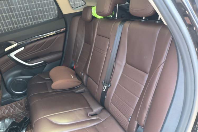 Used Wey VV7 2017 2.0T Flagship Model
