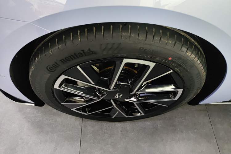 Used Avatr 06 2025 Pro Range-Extended Edition