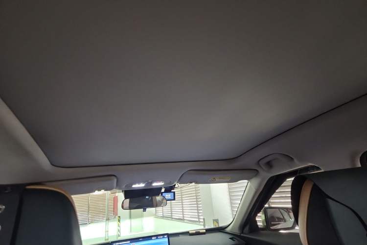 Used GAC Trumpchi EMKOO 2022 2.0 ATK TwinStar Pro Edition Headliner