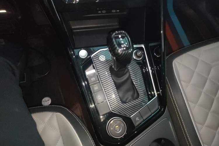 Used Volkswagen Tayron 2023 Revised Version 380TSI All-Wheel Drive R-Line High-Energy Edition