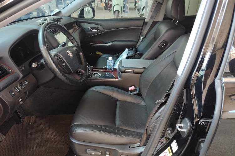 Used Toyota Crown 2010 2.5L Royal Leather Sunroof Edition Left Front Seat