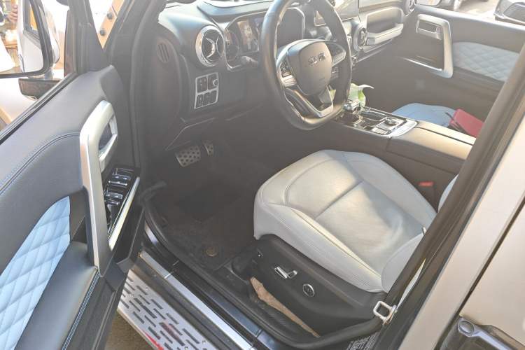 Used BAIC Off-Road BJ40 2023 2.0D Automatic Four-Wheel Drive Blade Hero Edition Adventurer Type