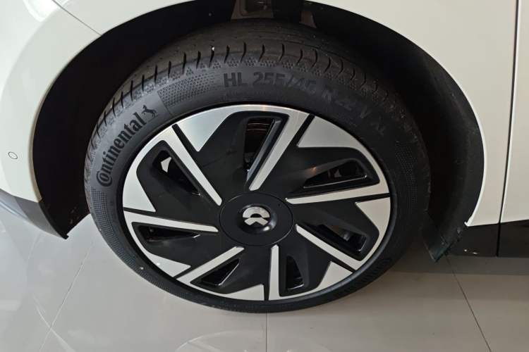 Used Nio ET9 2025 100 kWh