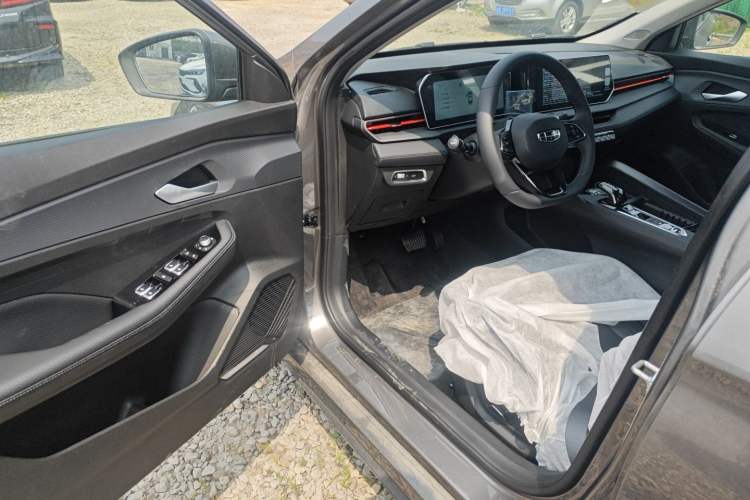 Used Geely Auto Binray 2024 Binrui COOL 1.5T DCT Longteng Edition Driver Seat