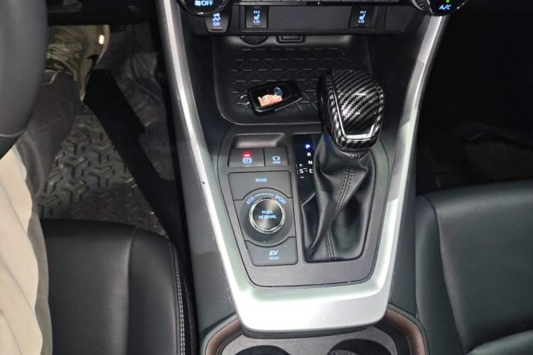 Used Toyota RAV4 2022 Dual-Engine 2.5L E-CVT Four-Wheel Drive Elite Plus Edition
