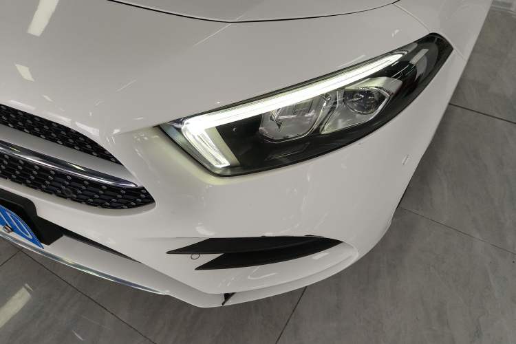 Used Mercedes-Benz A-Class 2021 A 200 L Sport Sedan Fashion Model Left Front Headlight