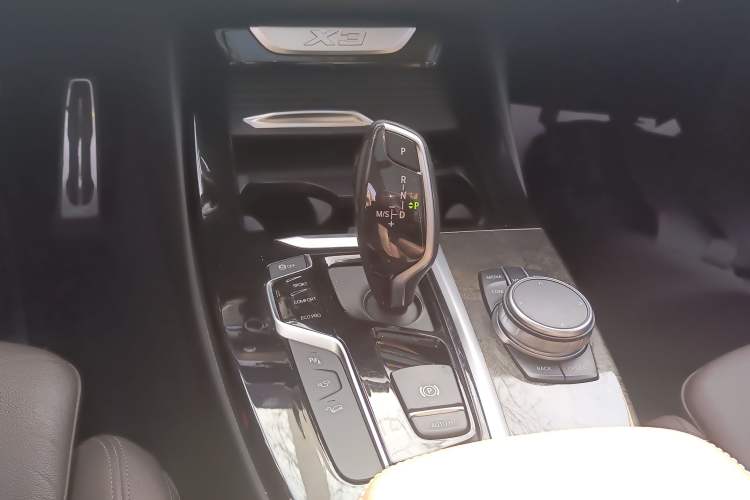 Used BMW X3 2019 xDrive30i Leading Model M Sport Package
