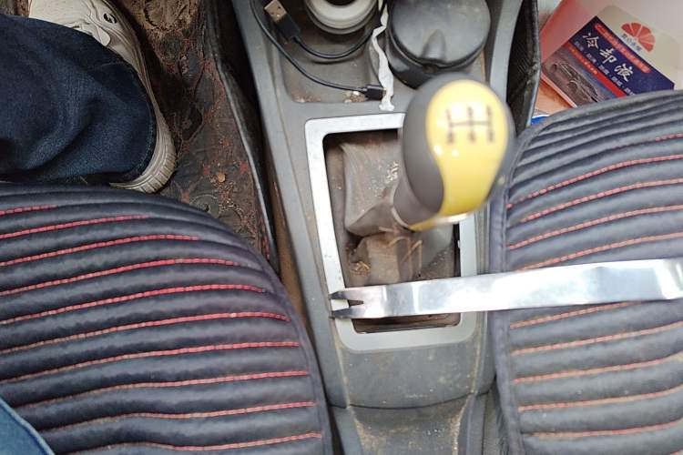 Used Chery Cowin 2 2012 1.5L Manual Performance Version Gear Lever