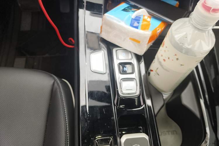 Used Hyundai Custo 2024 270TGDi LUX Prestige Edition
