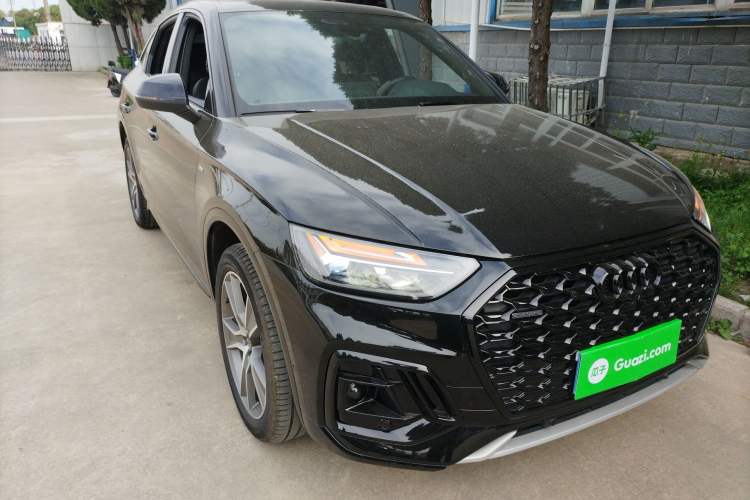 Used Audi Q5L Sportback 2023 40 TFSI Luxury Model Front Right 45 Deg