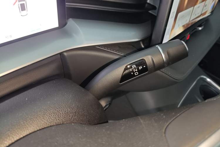 Used Haval H6 2024 1.5T Two-Wheel Drive Max Gear Lever