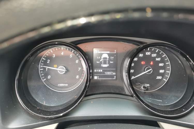 Used Wuling Zhengcheng 2021 1.5T Manual Luxury Version Instrument Cluster