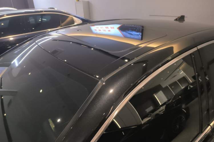 Used Toyota Camry 2026 Model Dual-Engine 2.0HSE Sport Lite Edition
