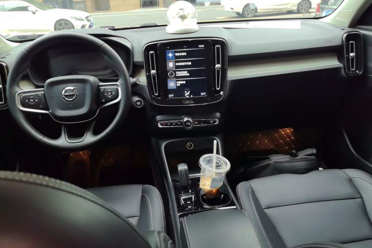 Used Volvo XC40 2020 T3 Zhiyuan Luxury Edition