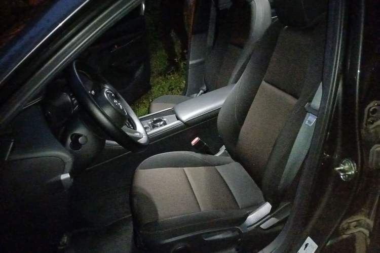 Used Mazda 3 Axela 2021 2.0L Automatic Zhiqing Edition Left Front Seat