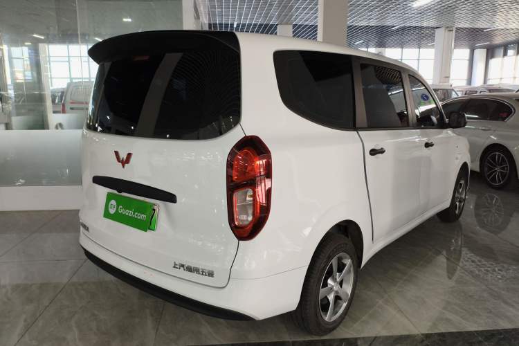 Used Wuling Hongguang New Energy 2024 All-Electric Model 300KM Standard Version
