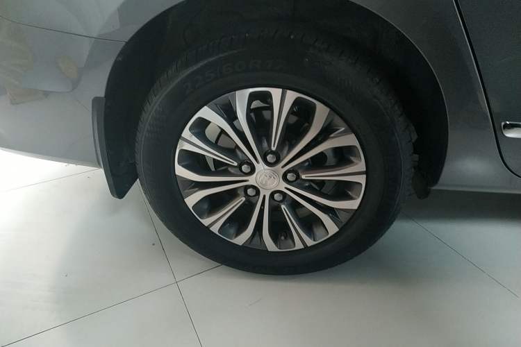 Used Buick GL8 2020 Land Business Class 652T Luxury Model
