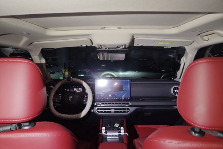 Used Tank 300 2025 2.4T Diesel Version