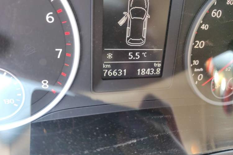 Used Volkswagen Tiguan 2013 1.8 TSI Automatic Two-Wheel Drive Comfort Edition Odometer Close Up