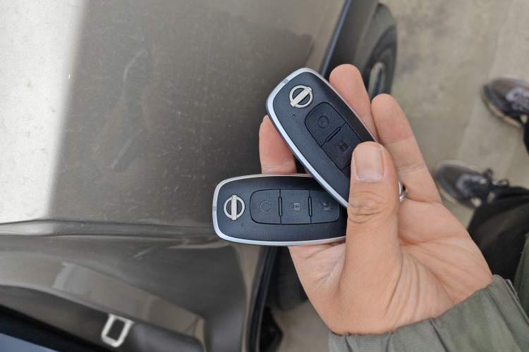 Used Nissan X-Trail 2023 e-POWER Ultra-Hybrid Dual-Motor All-Wheel-Drive Luxury Edition Interior 1