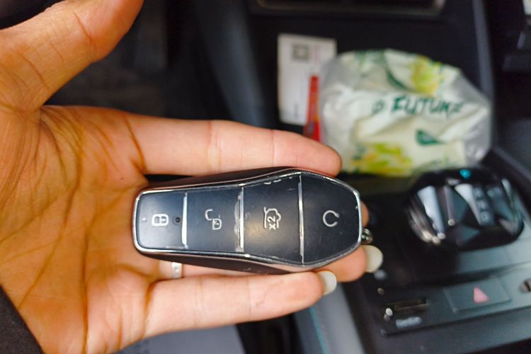 Used BYD Qin L 2024 DM-i 120KM Leading Model Vehicle Key