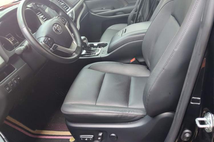 Used Toyota Highlander 2021 2.0T Four-Wheel Drive Prestige Version 7 Seats