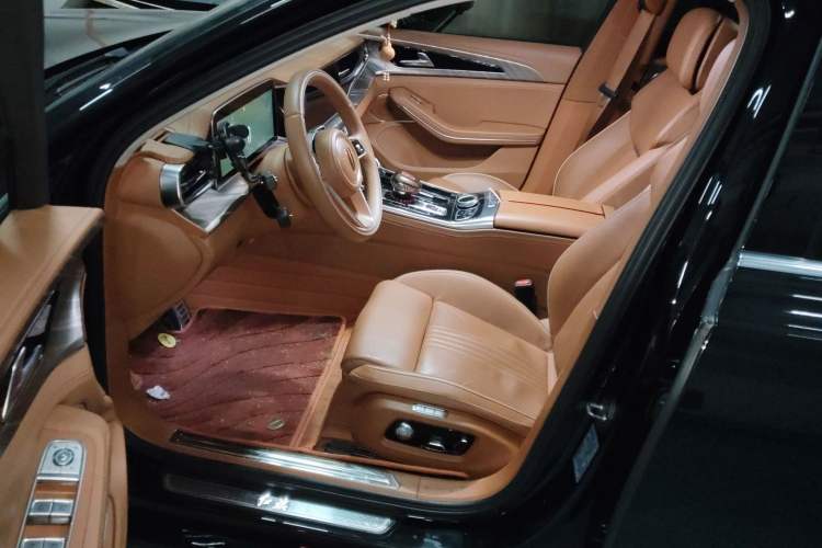 Used Hongqi H9 2020 2.0T Smart Connect Flagship Edition
