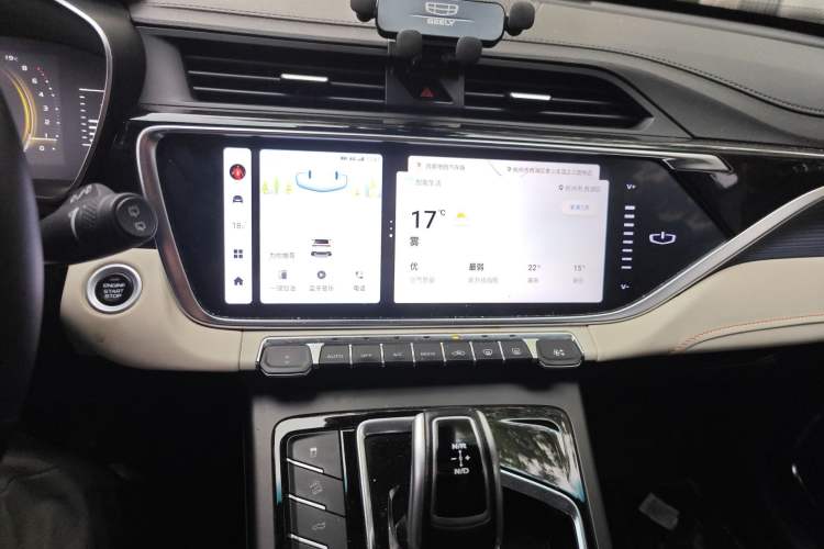 Used Geely Auto Emgrand X7 Sport 2022 Boyue X 1.8TD DCT ZhiZun Edition
