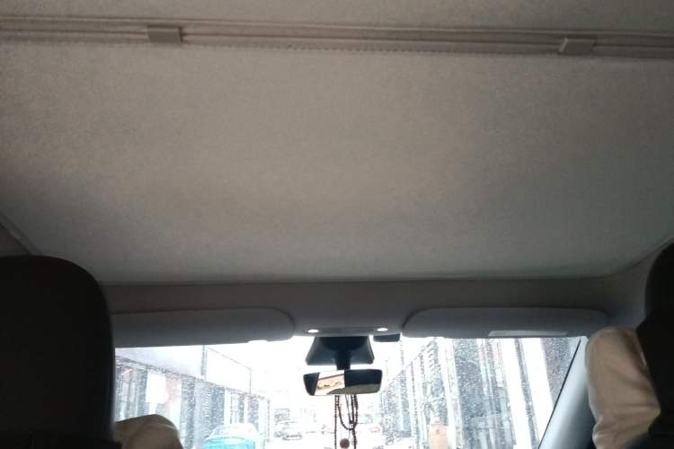 Used Tesla Model Y 2023 Rear-Wheel-Drive Version
