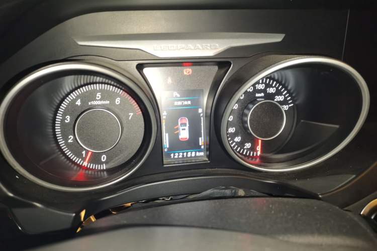 Used Leopaard CS10 2015 2.0T Manual Supreme Edition
