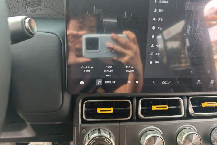 Used iCAR V23 2025 501 Four-Wheel Drive Advanced Version