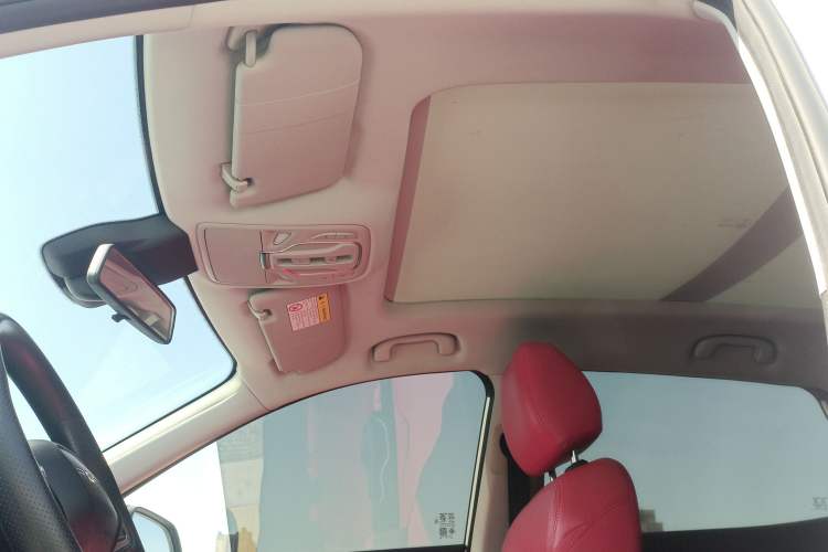 Used Roewe RX3 2021 PRO 1.6L CVT Elite Model