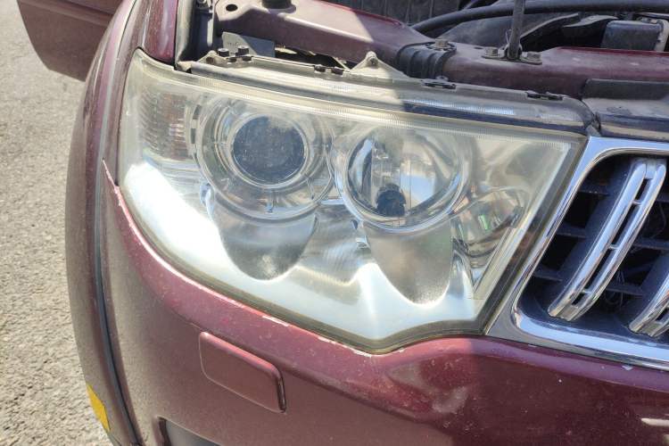 Used Mitsubishi Pajero Sport 2011 3.0L Luxury Navigation Edition
