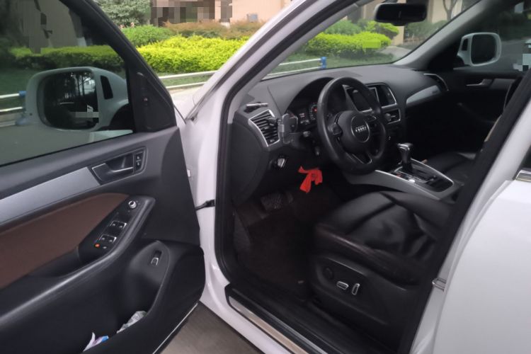 Used Audi Q5 2018 Collector's Edition 40 TFSI Technology Model