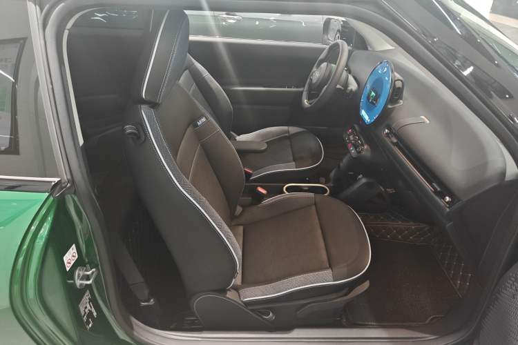 Used MINI Electric MINI COOPER 2024 456km COOPER E Classic Edition